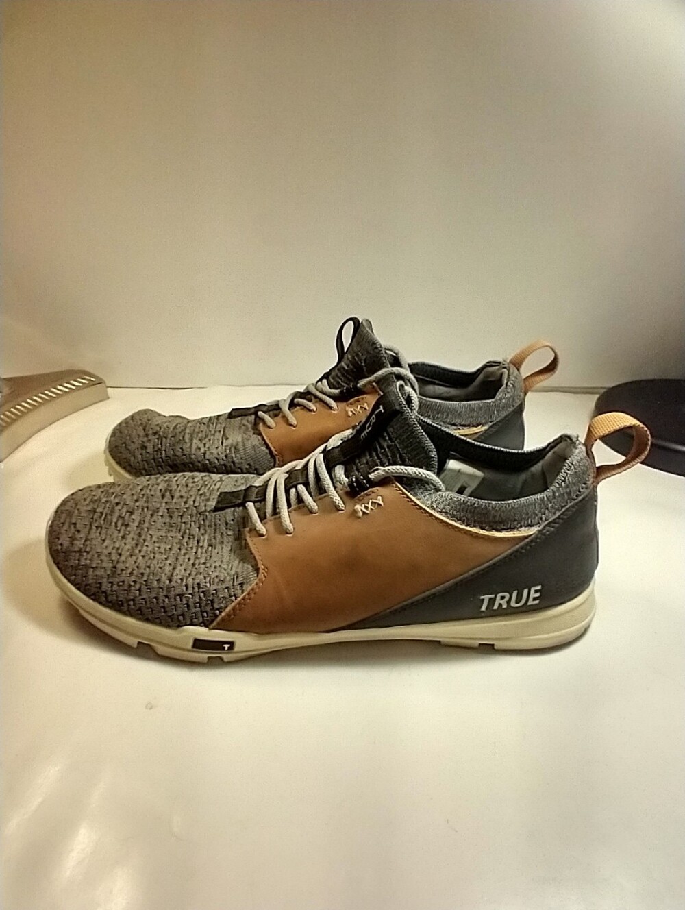 True Linkswear OG Feel Grey Knit Leather Spikeless Golf Shoes Men's sz 10.5. - Picture 4 of 12